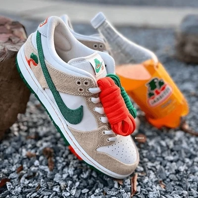 1*5様 Nike Dunk Low Jarritos スニーカー Nike SB Dunk Low Jarritos