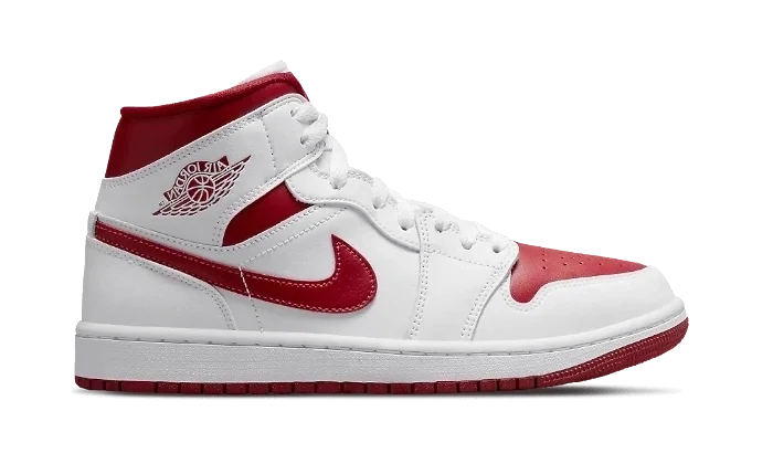 Nike Jordan 1 Mid Reverse Chicago (W)