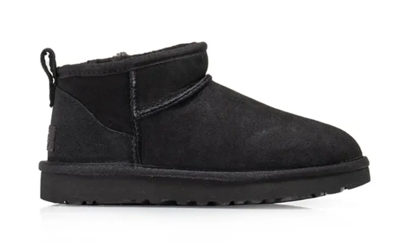 UGG Classic Ultra Mini Boot Black (W)