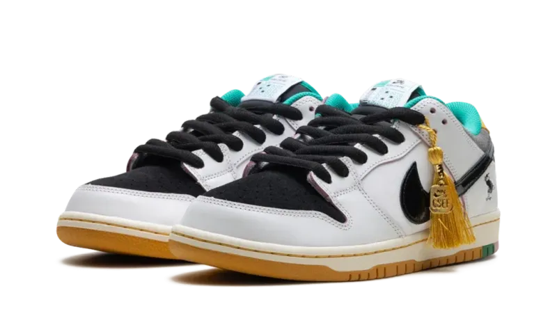 Nike SB Dunk Low CSEF