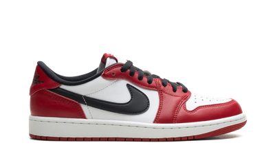 Air Jordan 1 Retro Low OG Chicago (2025)