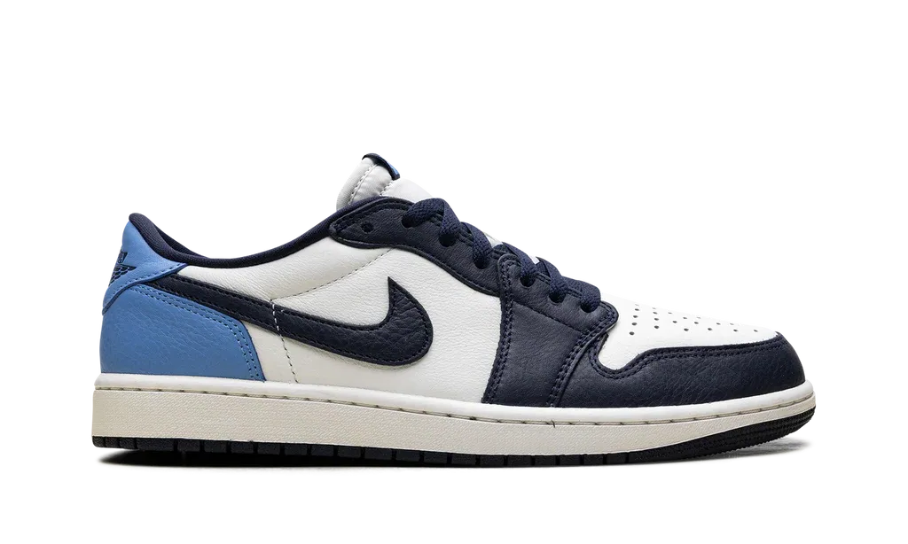 Air Jordan 1 Low OG Obsidian UNC