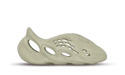 Yeezy Foam RNNR 'Stone Salt'