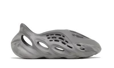 Adidas Yeezy Foam RNNR MX Granite