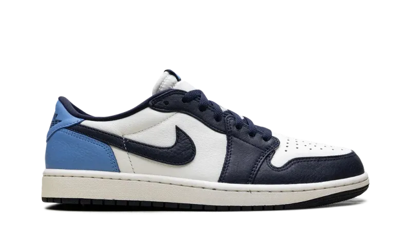 Air Jordan 1 Low OG Obsidian UNC