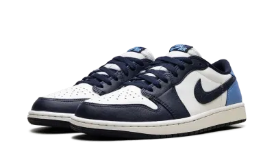 Air Jordan 1 Low OG Obsidian UNC