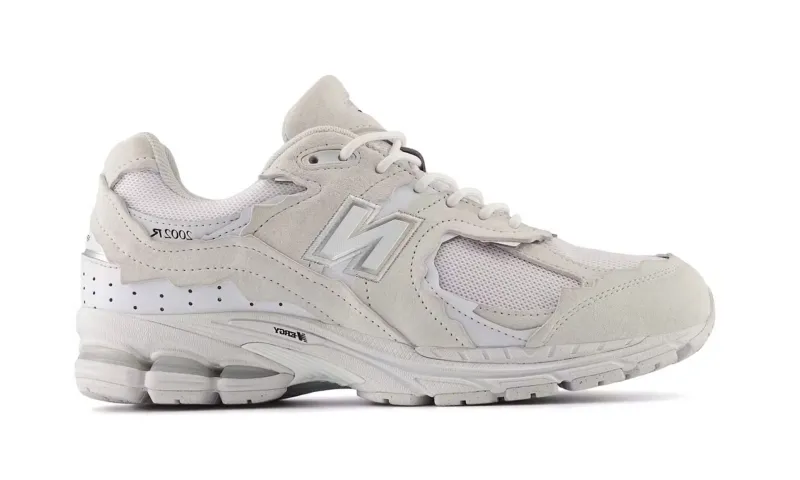 New Balance 2002R Protection Pack White