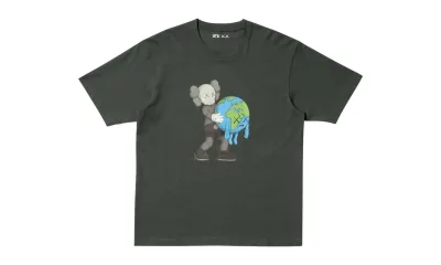 Uniqlo KAWS UNIVERSE UT Graphic T-shirt Grey