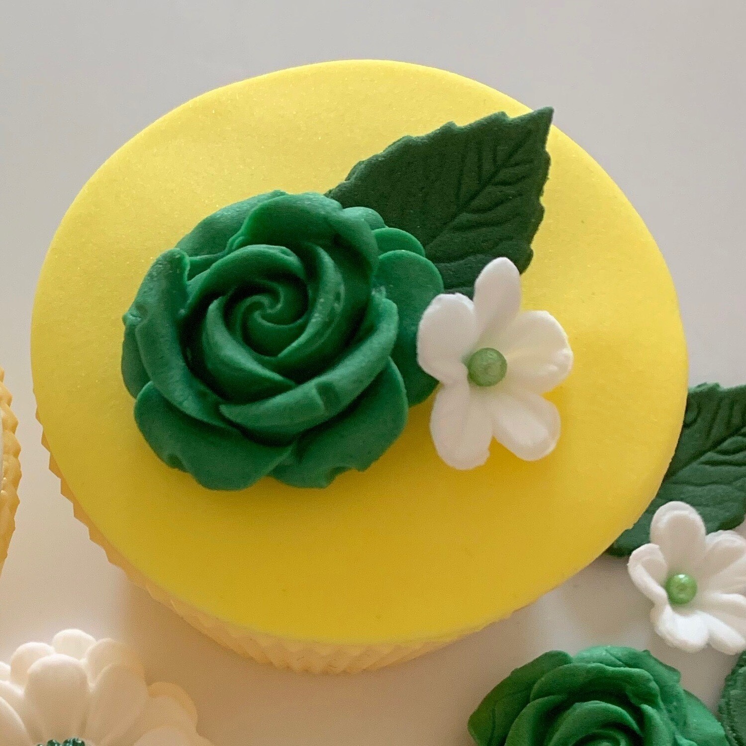 Emerald Green Roses