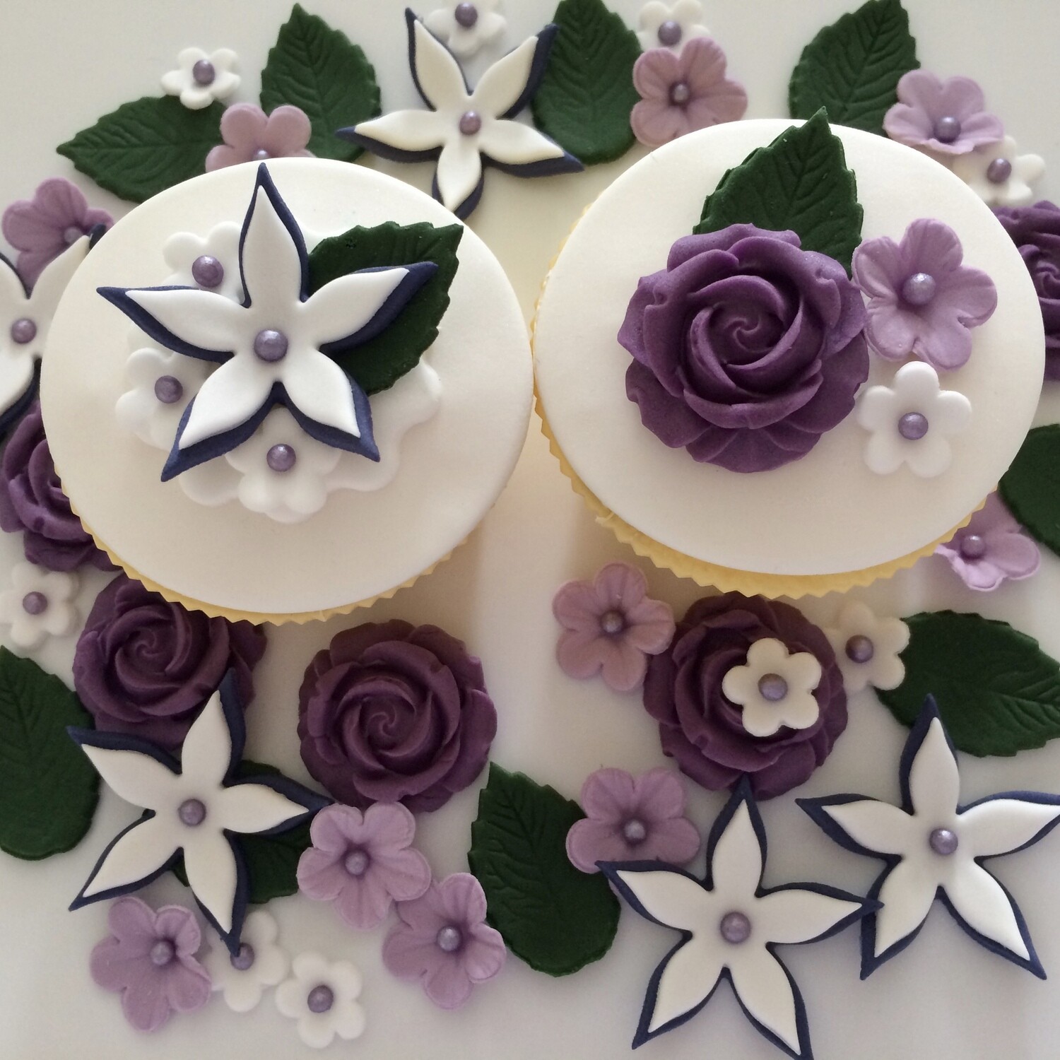 Edible Purple Roses Fondant Cake Flowers