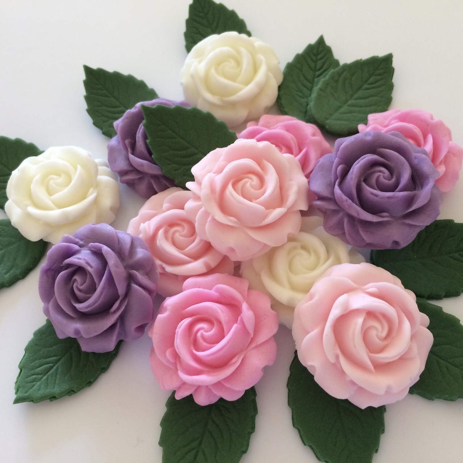 Lilac Pink Cream Roses