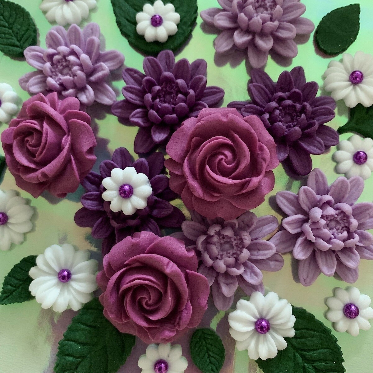 Edible Purple Dahlia Bouquet Fondant Cake Flowers