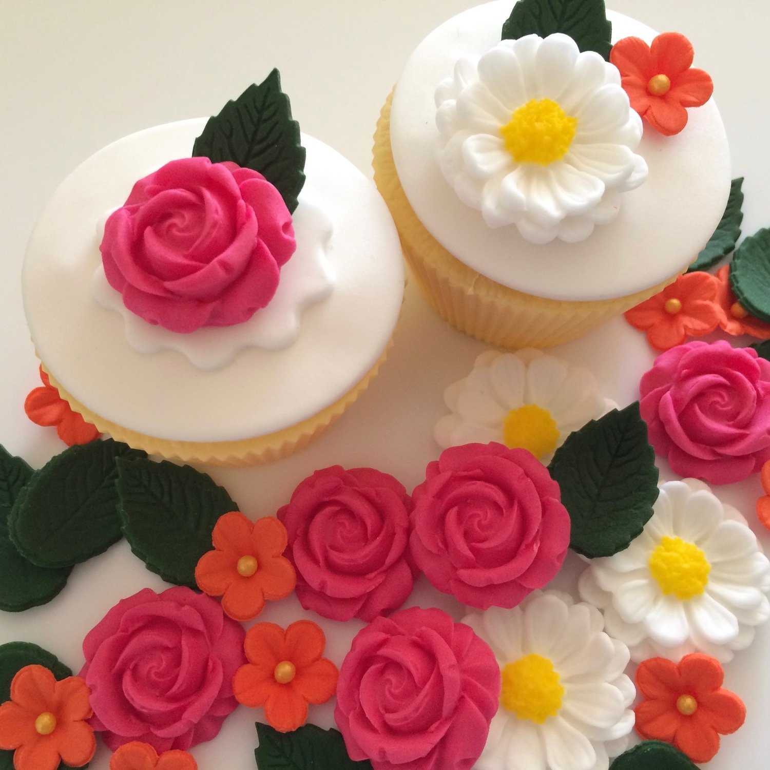 Tutti Frutti Edible Flowers Cake Decorations