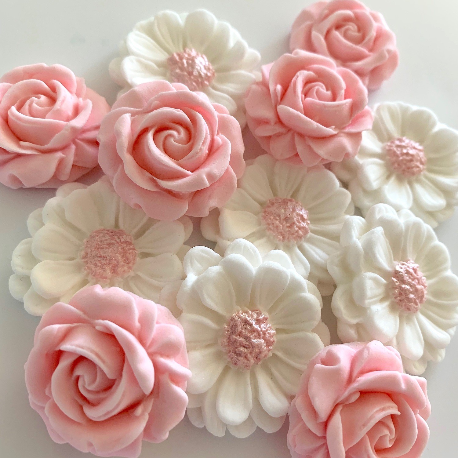 Cupcake Roses &amp; Flowers