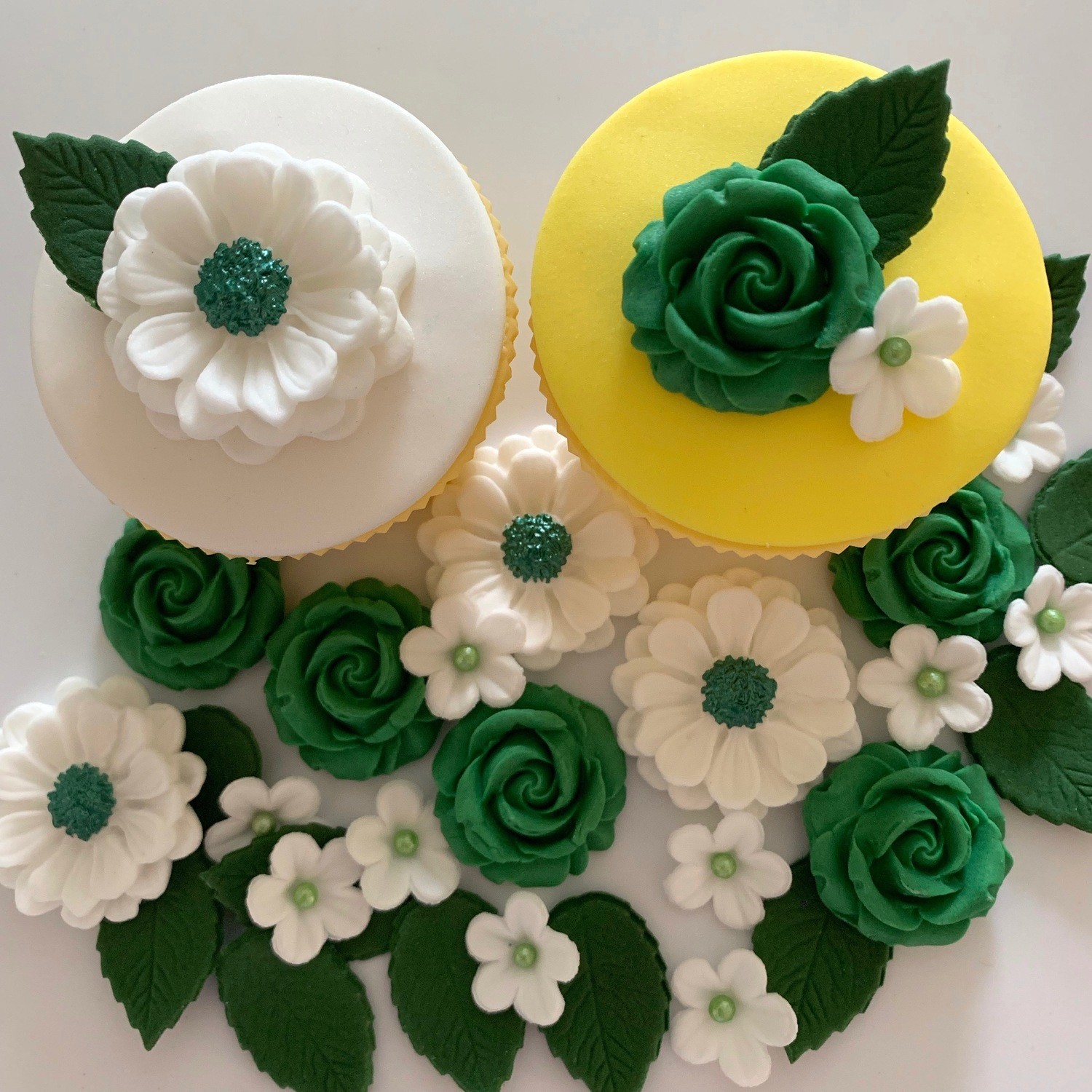 Emerald Green Rose Bouquet