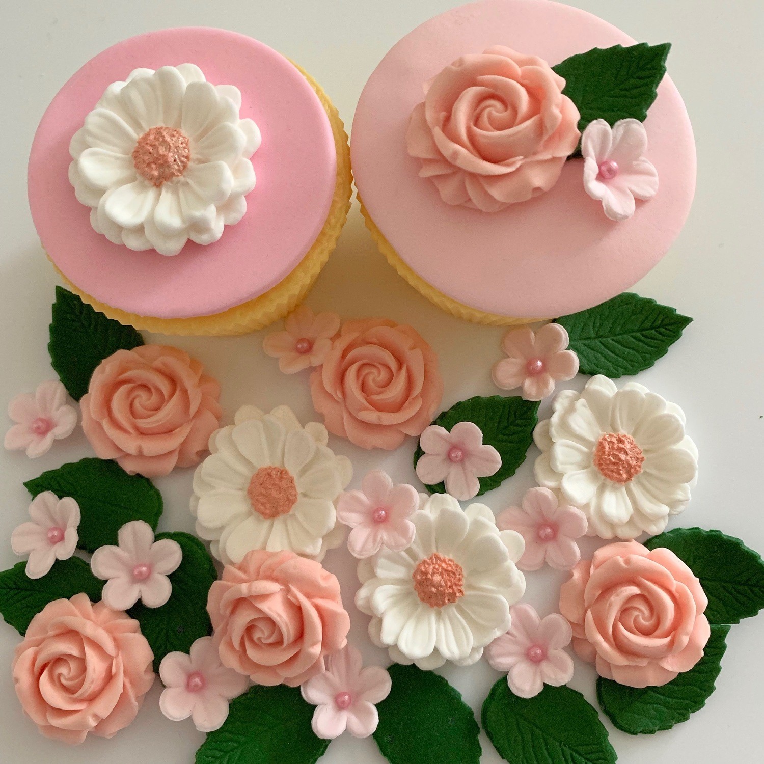 Edible Peach Blush Rose Bouquet Sugar Flowers