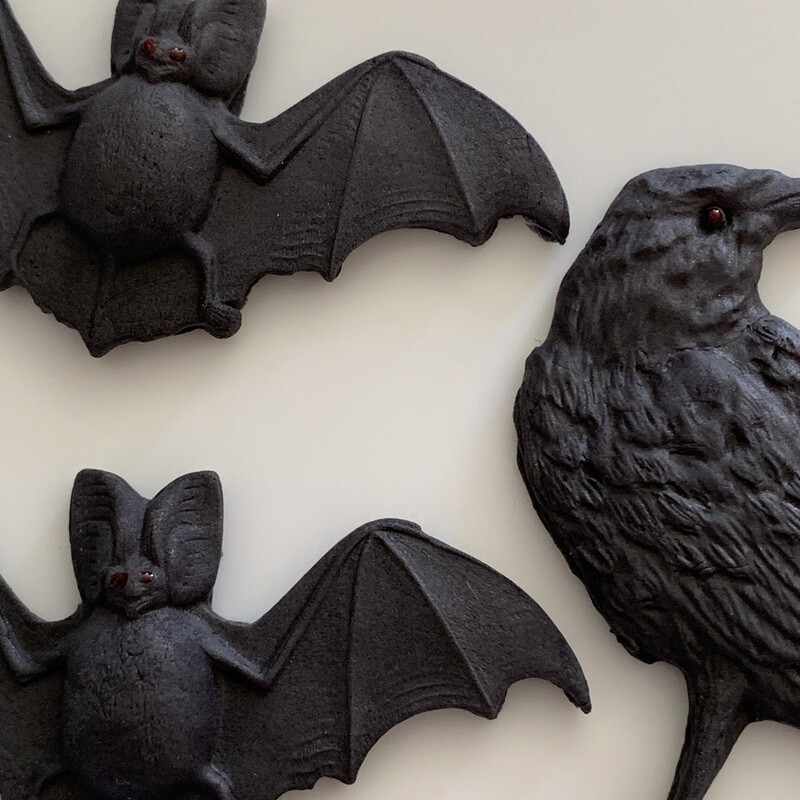 Bats Crows &amp; Spiders