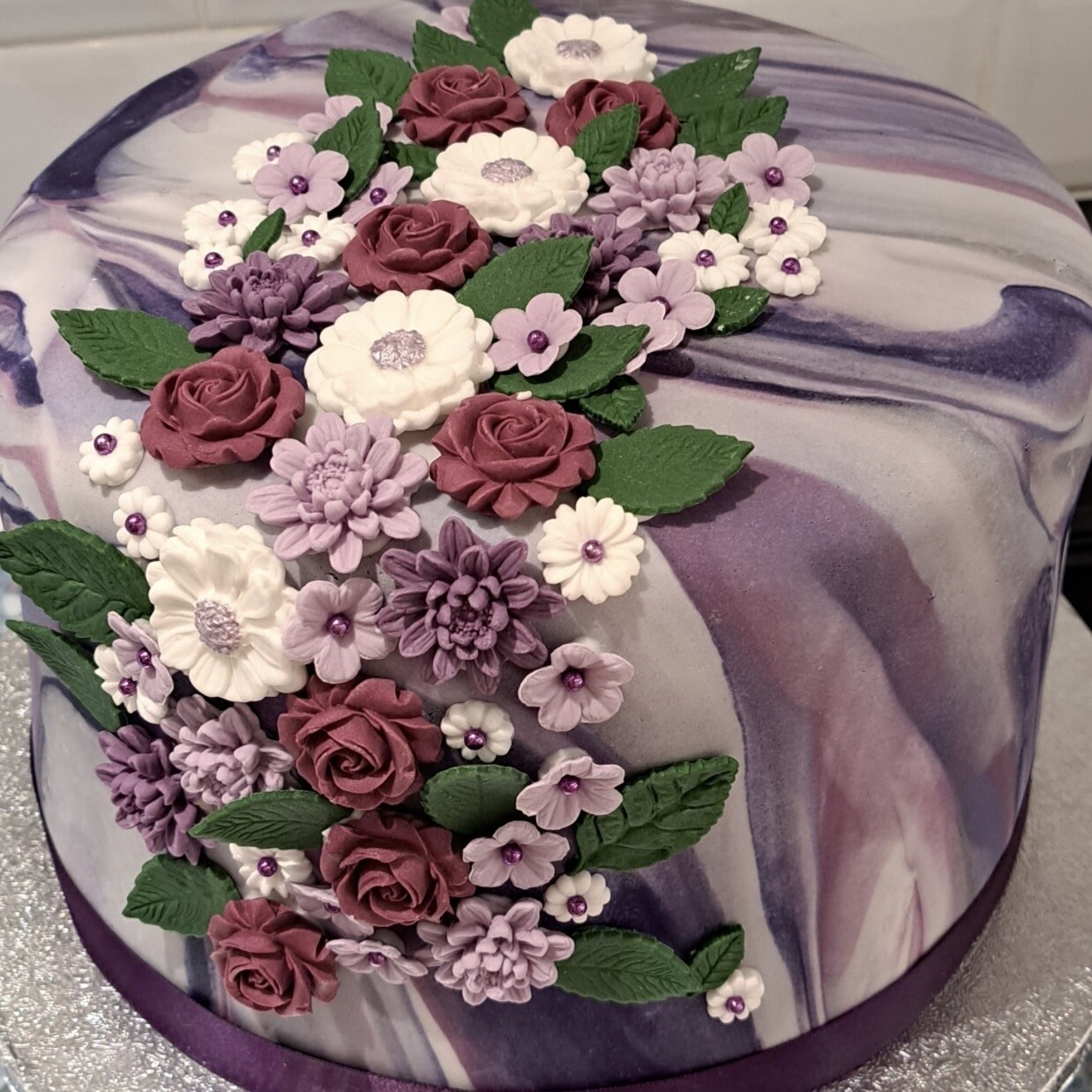 Edible Purple Dahlia Bouquet Fondant Cake Flowers