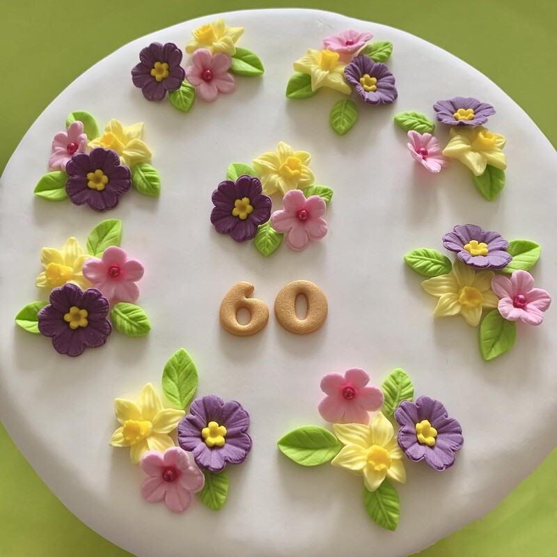 Birthday cake edible icing flowers