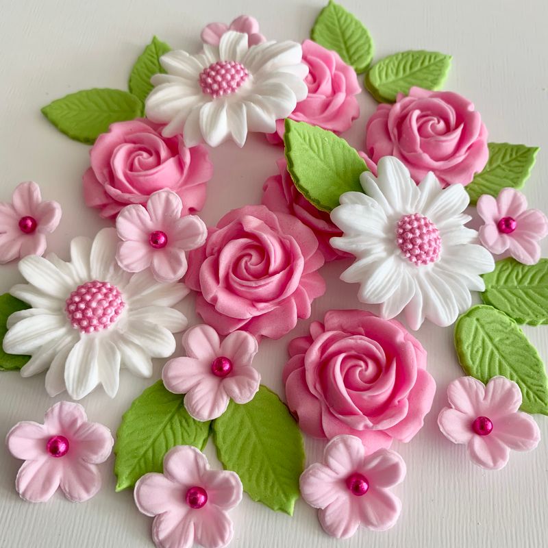 Pink Roses White Daisies