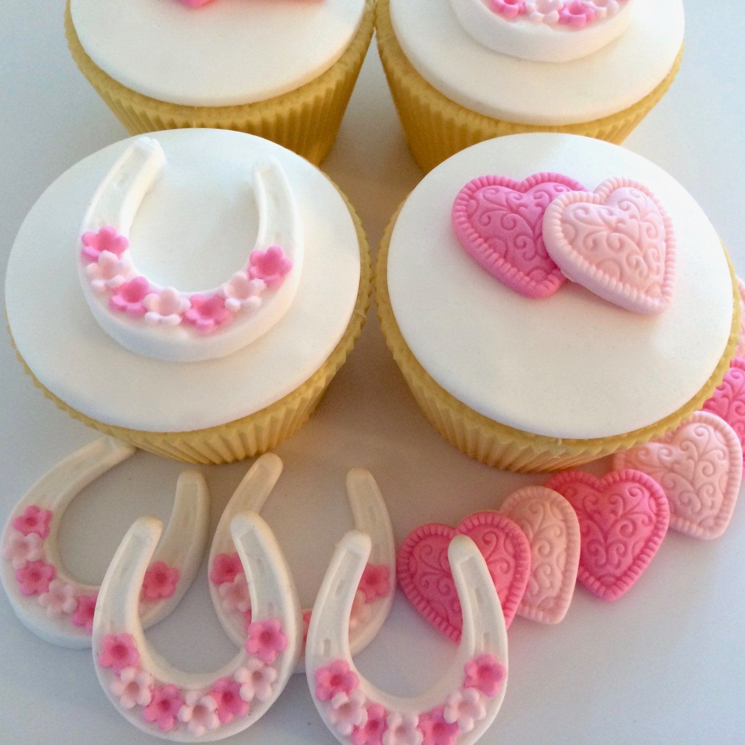 Pink Hearts &amp; Horseshoes