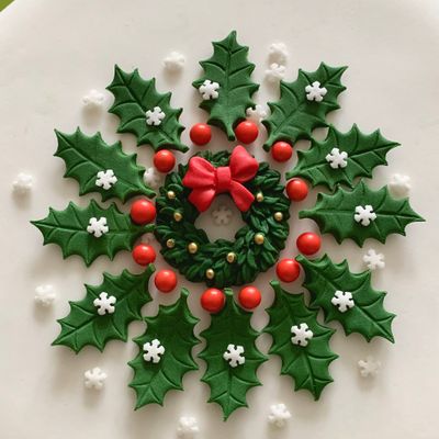 Green Holly Wreath