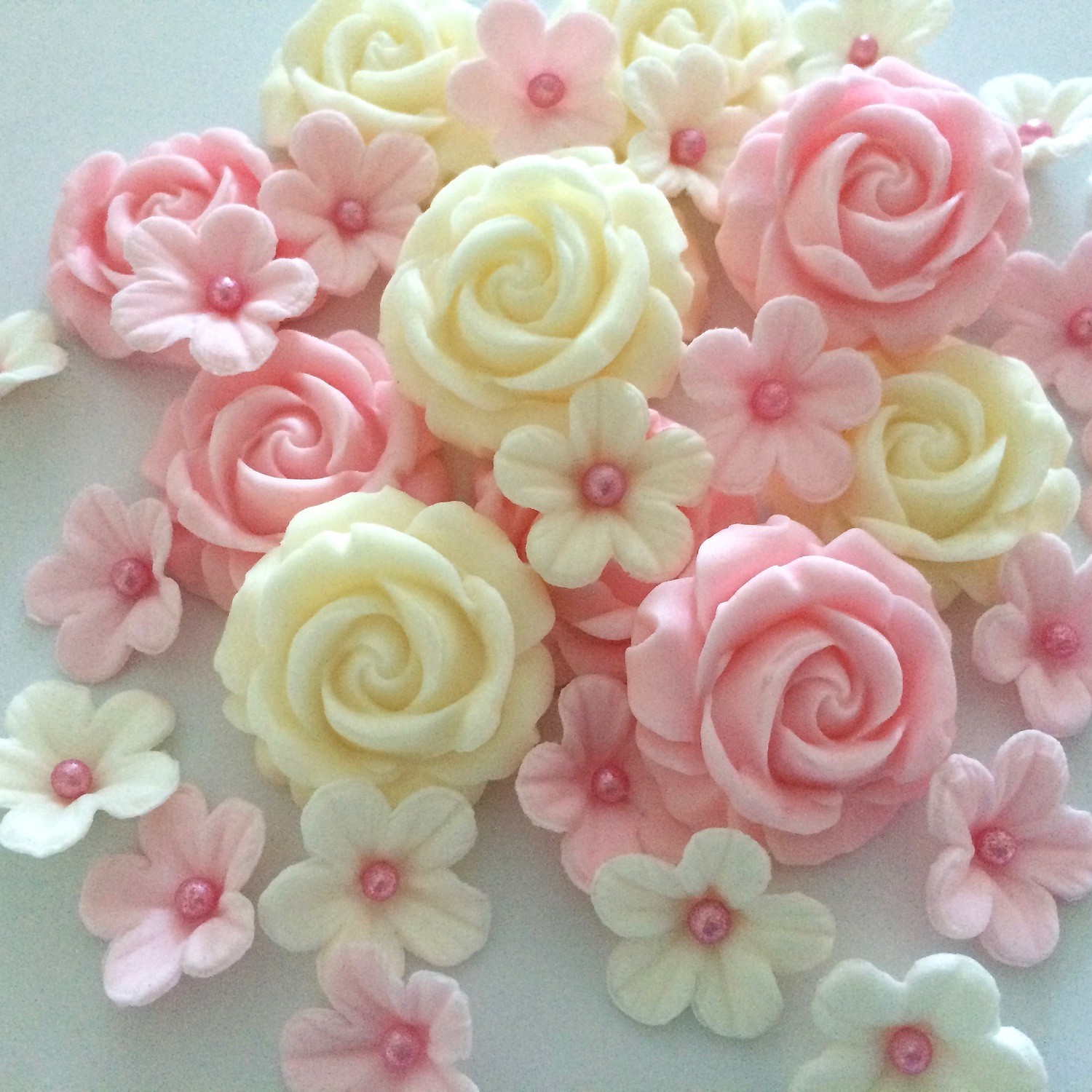 Baby Pink Cream Rose Mix