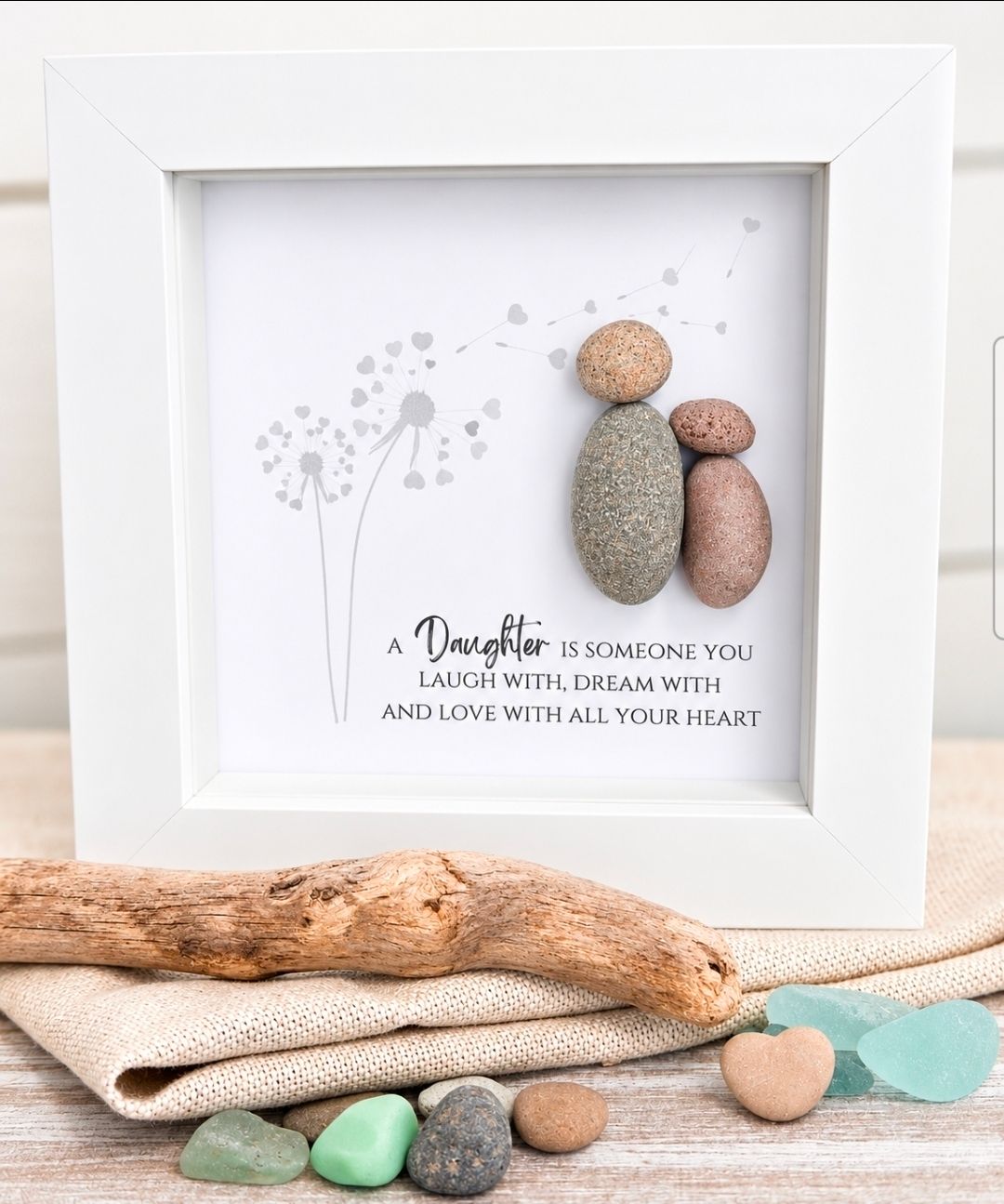 DAUGHTER - HANDCRAFTED PEBBLE ART KEEPSAKE 
