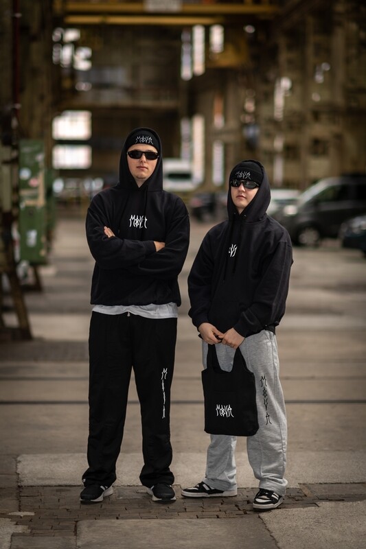 Beanie - black - season 1 - mova.one