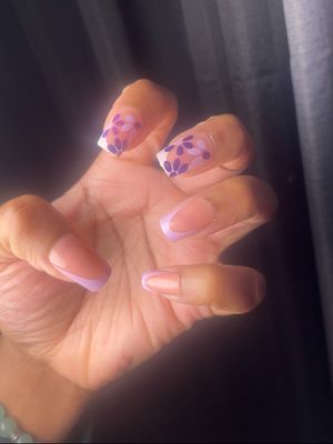 PRESS ON NAILS