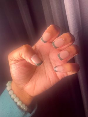 PRESS ON NAILS