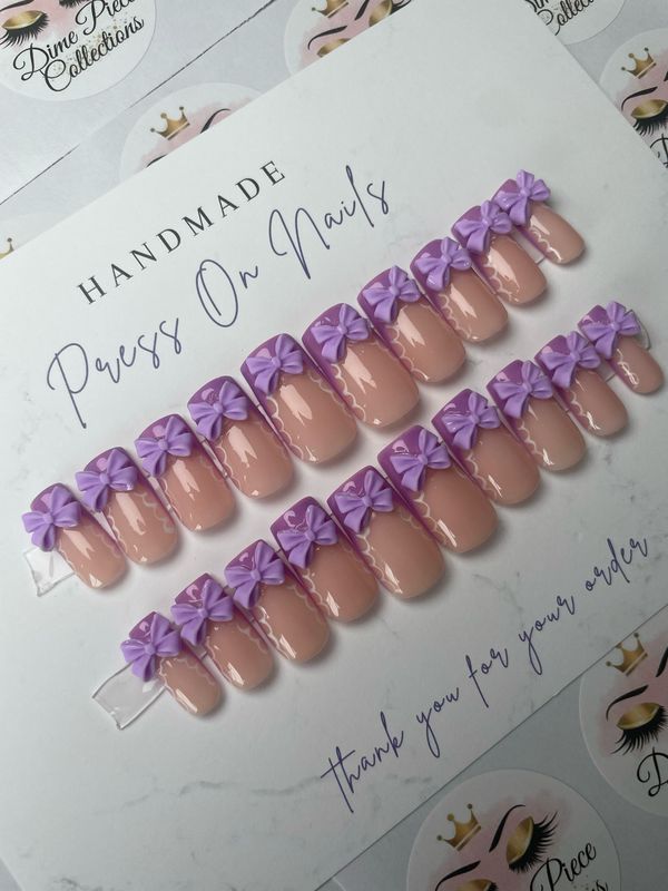 PRESS ON NAILS