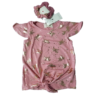 Between - Golden Unicorn Between - Golden Unicorn