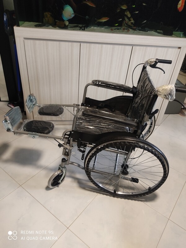 Foot Elevate Self Propelled Wheelchair