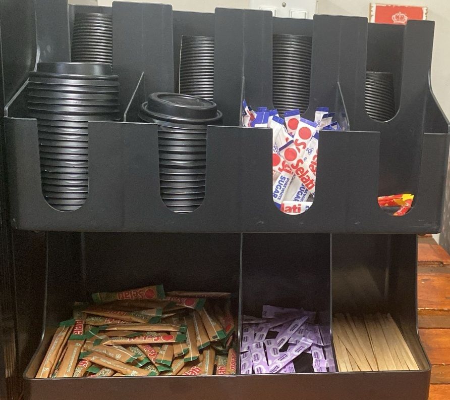 Condiment Holder Station