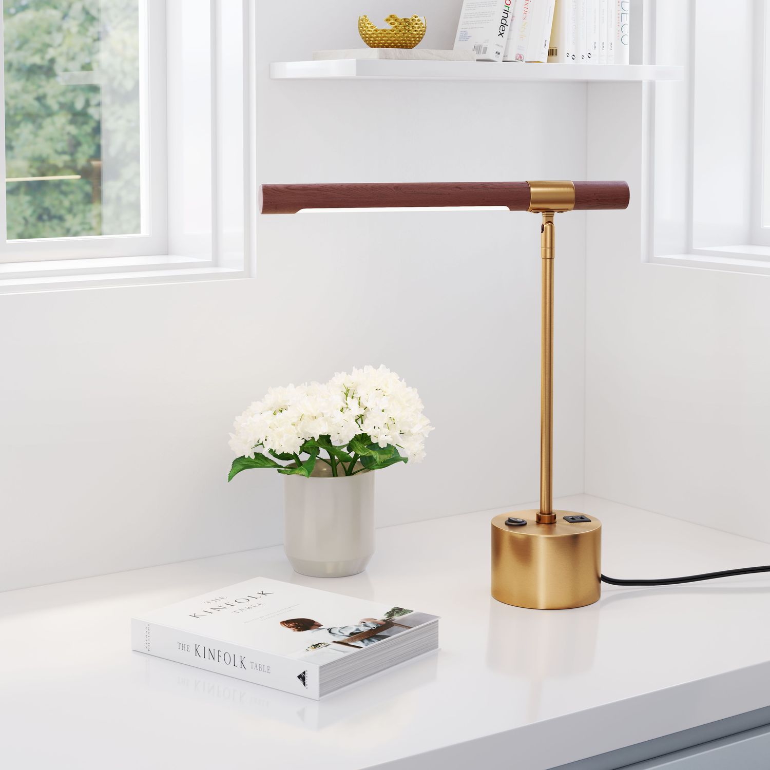 Kippy - Table Lamp - Brown & Brass