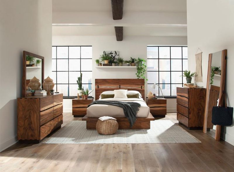 Winslow - 4 Piece Eastern King Bedroom Set - Smokey Walnut