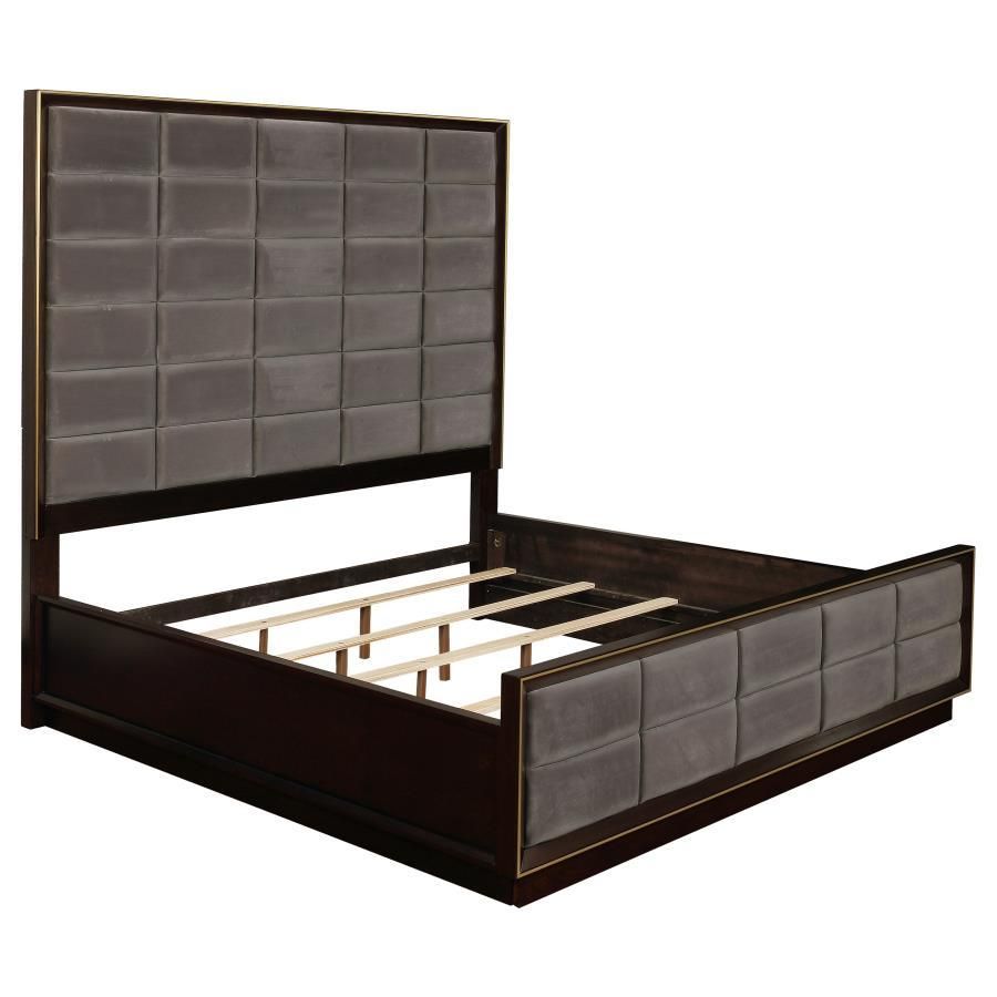 Durango - Eastern King Upholstered Bed - Smoked Peppercorn And Gray