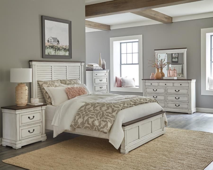 Hillcrest - 5 Piece Queen Panel Bedroom Set - White And Dark Rum