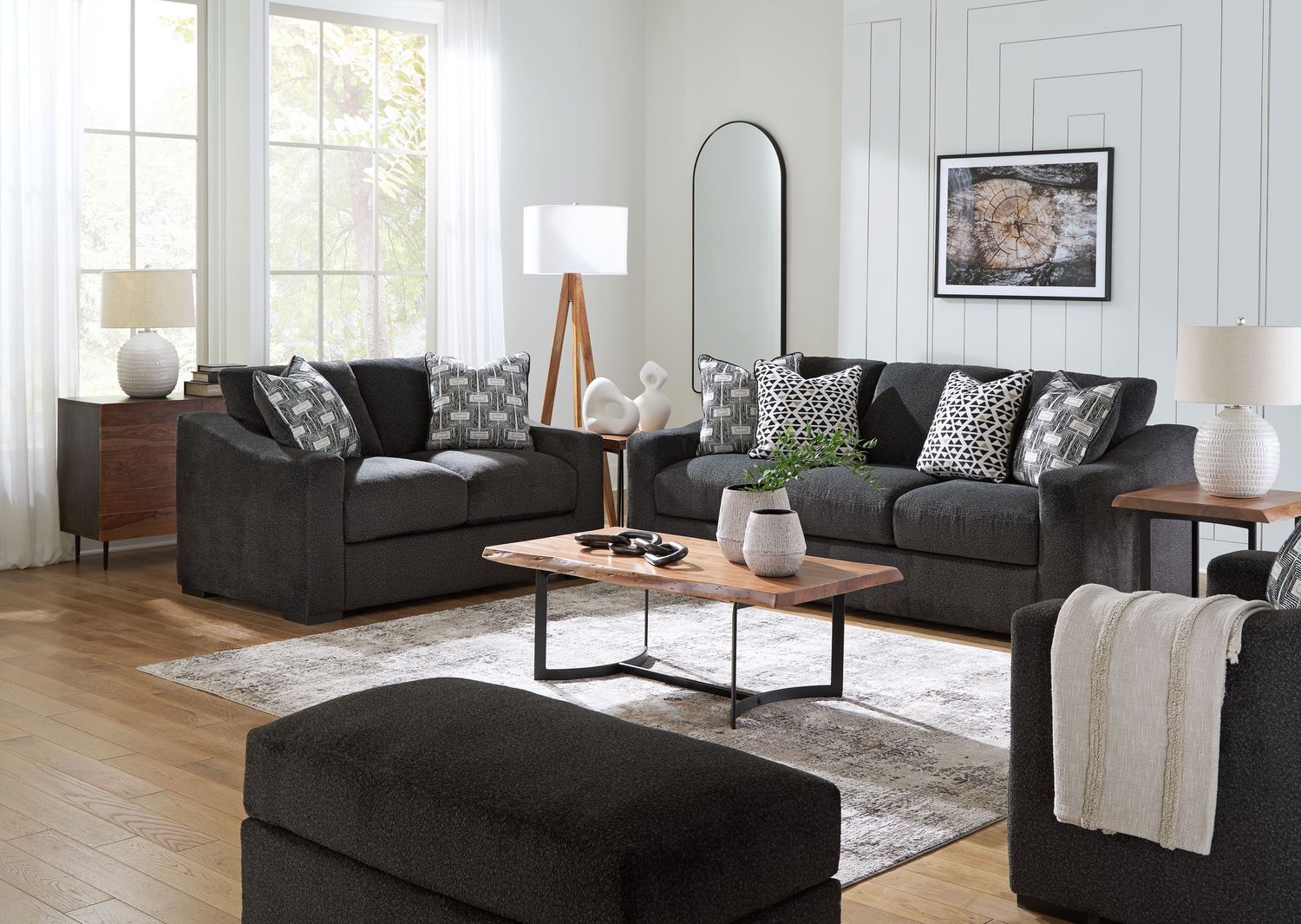 Wryenlynn - Onyx - 4 Pc. - Sofa, Loveseat, Chair And A Half, Ottoman