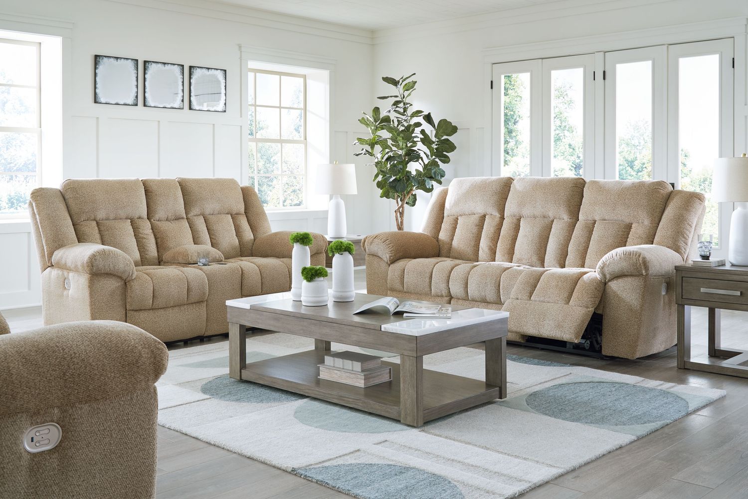 Tip-off - Wheat - 3 Pc. - Power Reclining Sofa, Power Reclining Loveseat, Power Recliner