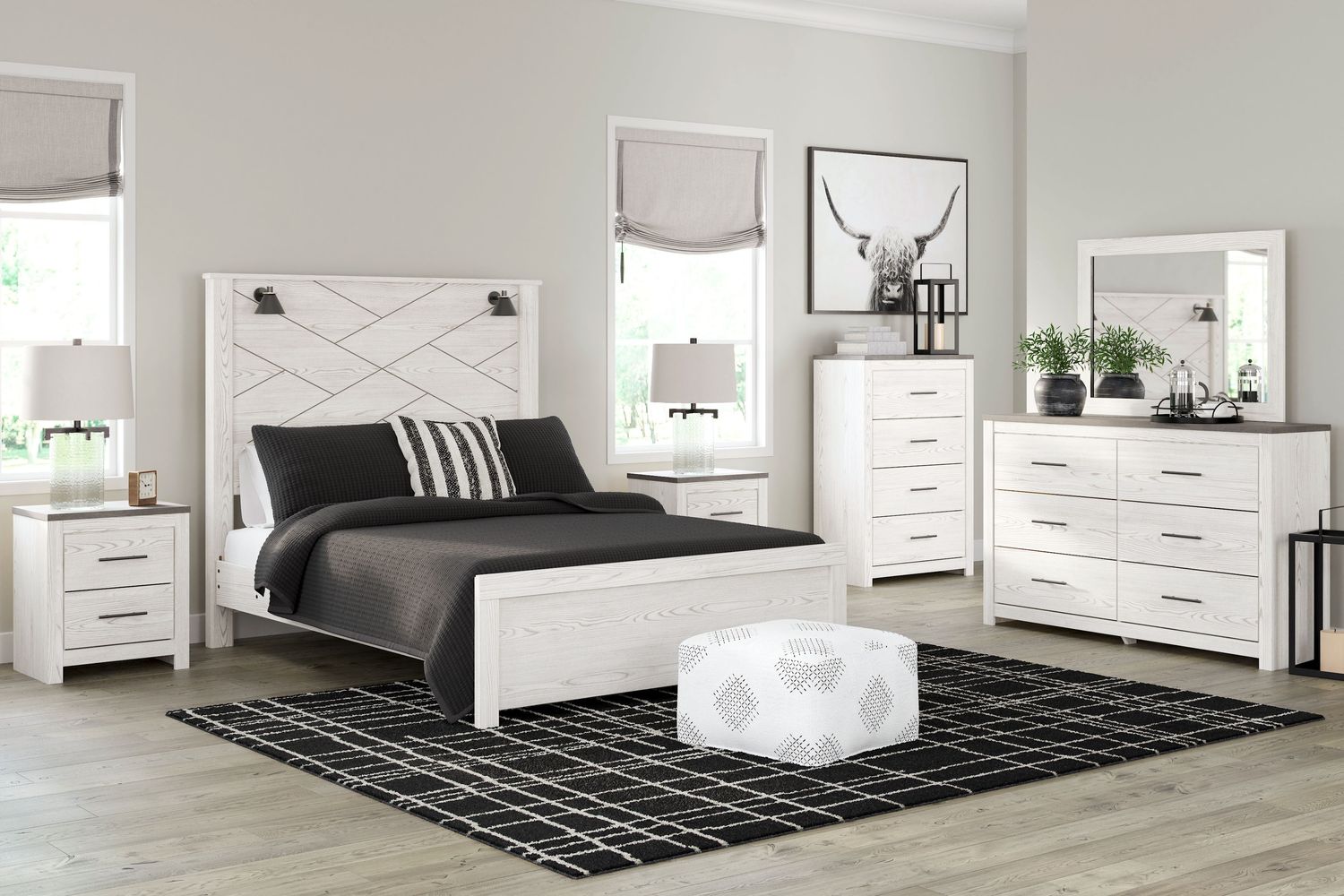 Gerridan - White - 7 Pc. - Dresser, Mirror, Queen Panel Bed With Sconces, 2 Nightstands