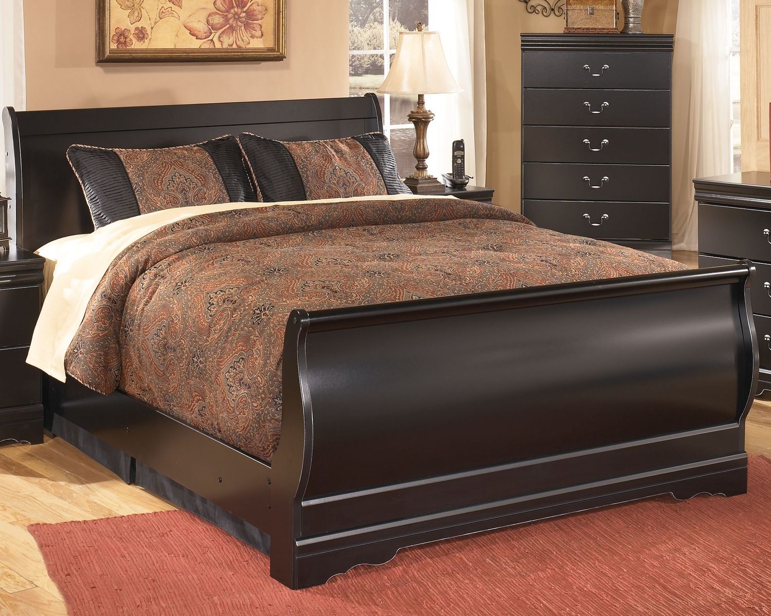 Huey Vineyard - Black - Full Sleigh Bed