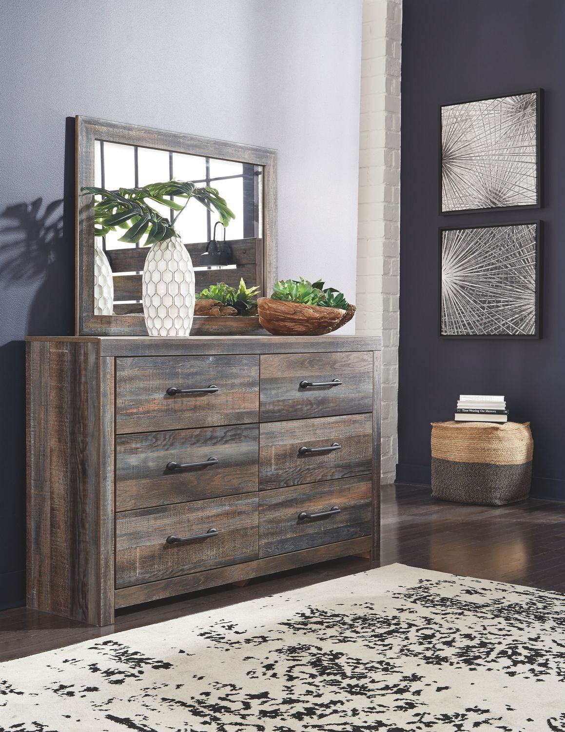 Drystan - Brown / Beige - Dresser, Mirror