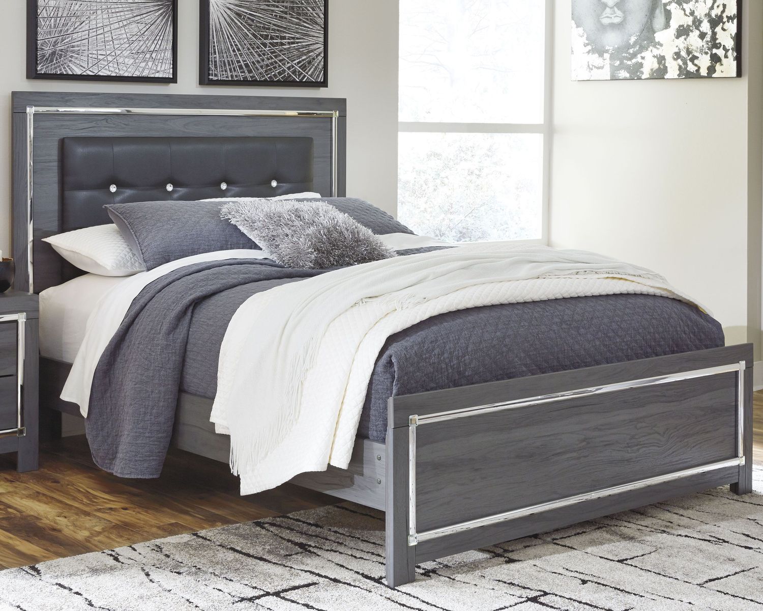 Lodanna - Gray - Queen Panel Bed