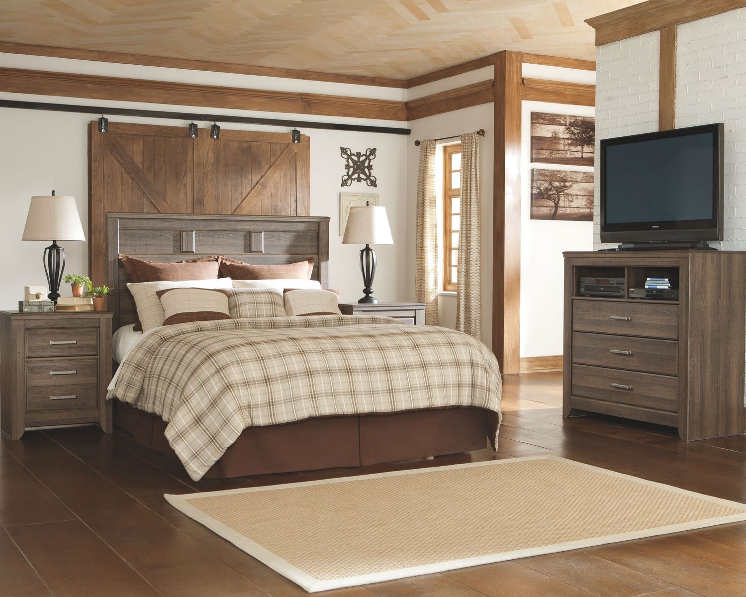 Juararo - Dark Brown - 3 Pc. - Dresser, Mirror, Queen Panel Headboard