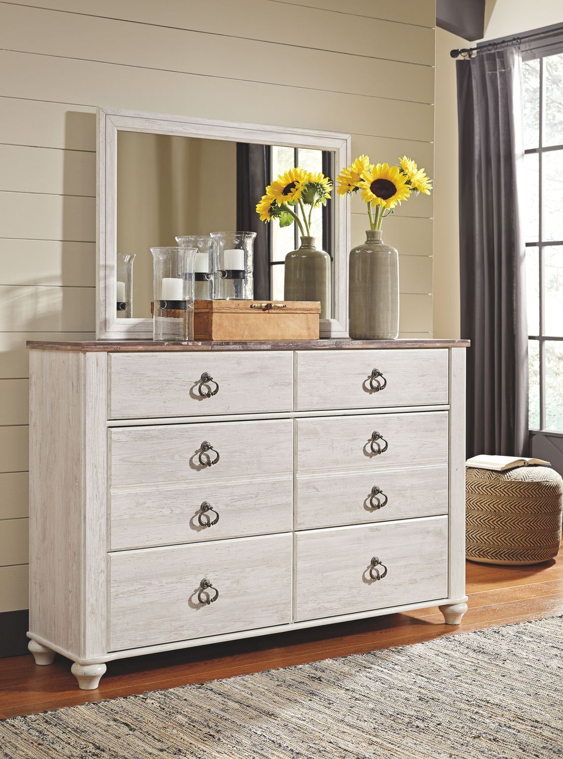 Willowton - Whitewash - Dresser, Mirror