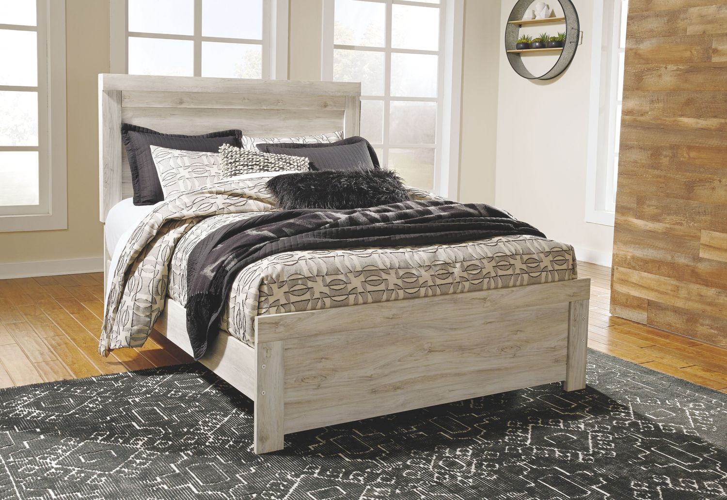 Bellaby - Whitewash - Queen Panel Bed