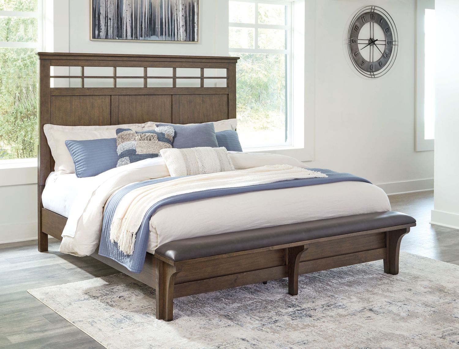 Shawbeck - Medium Brown - California King Panel Bed
