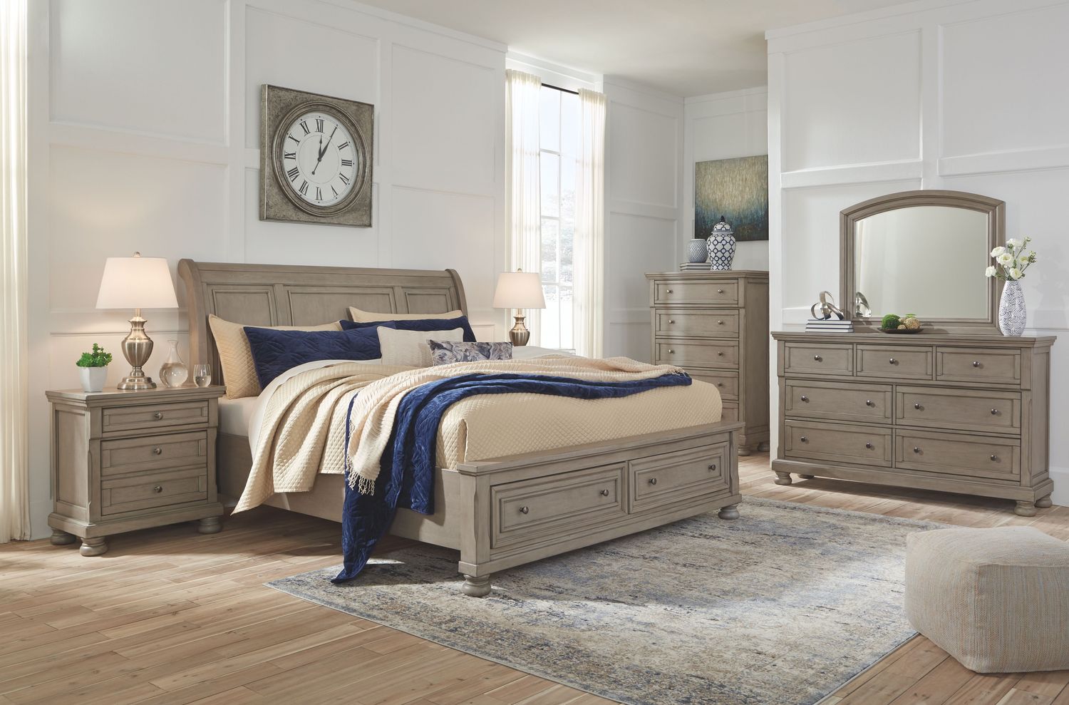 Lettner - Light Gray - 7 Pc. - Dresser, Mirror, Queen Sleigh Bed With 2 Storage Drawers, 2 Nightstands